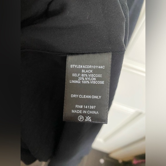 SANGER CUTOUT MAXI DRESS IN BLACK L - Picture 5 of 5